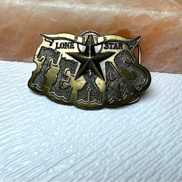 TEXAS LONE STAR Belt Buckle USA Made Texan Longhorn Rancher Biker 1980 Big D VTG - Picture 2 of 8